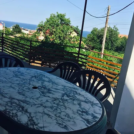Guest house Petrovi