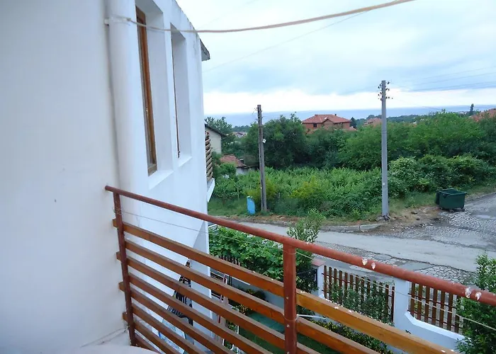 Πανσιόν Petrovi *